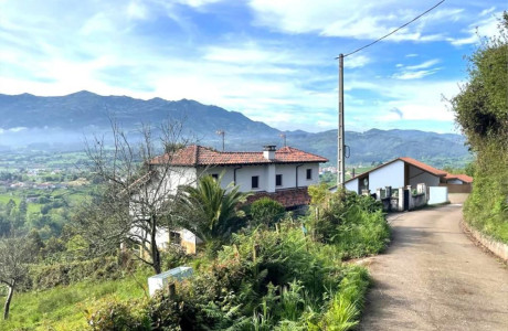 Chalets junto a La Playa de La Griega