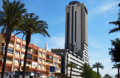 Nueva-edificio Torre Laguna - El Ejido