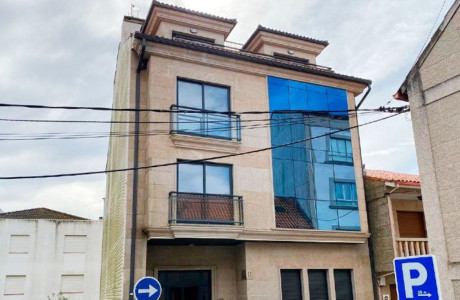 Piso en venta en Avenida dos Loureiros