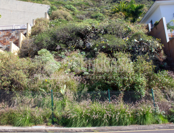 Terreno en venta en calle Laurisilva