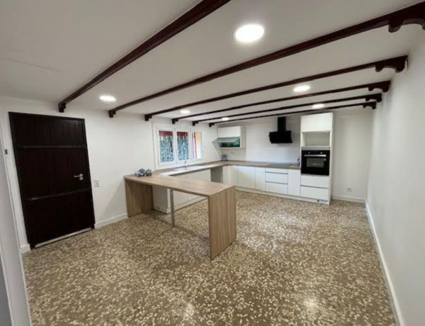 Casa o chalet independiente en venta en calle de Vallirana