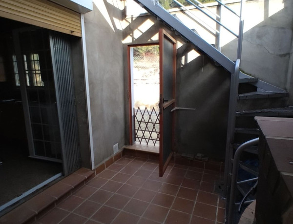 Chalet adosado en venta en calle Formigó, 14