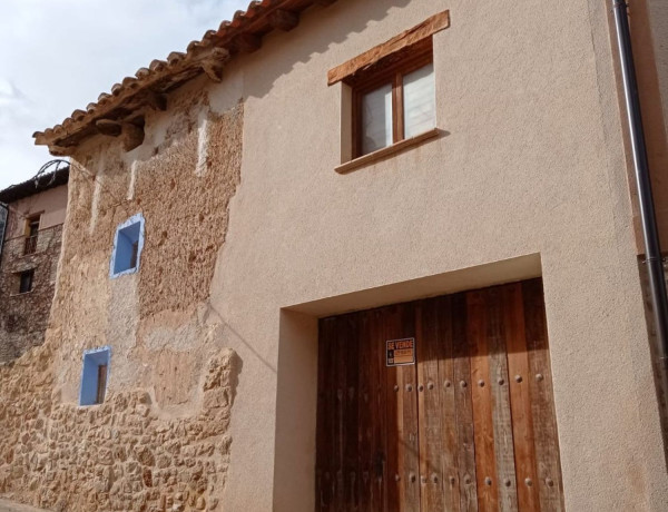 Casa de pueblo en venta en Alta, 2