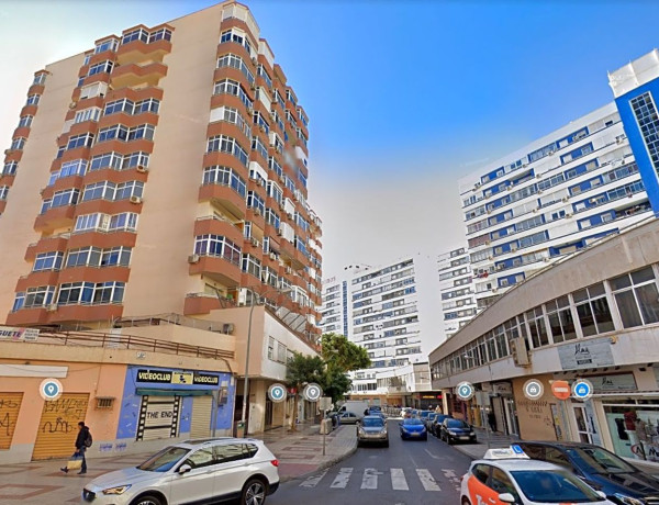 Piso en venta en calle Eduardo Aguilera Romero