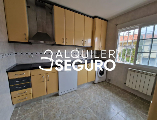 Alquiler de Casa o chalet independiente en Urbanización Monteviejo