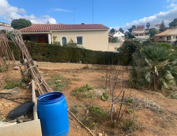 Terreno en venta en Costa Cunit - Els Jardins - Els Rosers