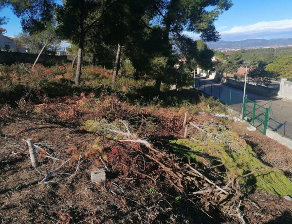 Terreno en venta en Castellet i la Gornal