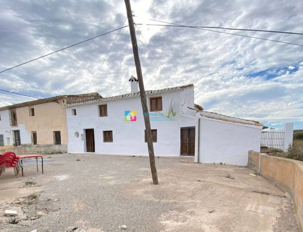 Chalet pareado en venta en Albox