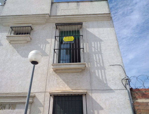 Piso en venta en calle Violeta, 2