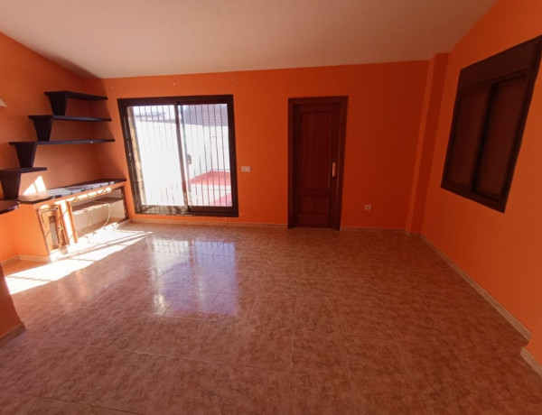 Piso en venta en calle Montes, 59