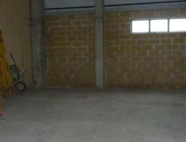 Nave en venta en Polígono Industrial Rubagón Saui II, 11