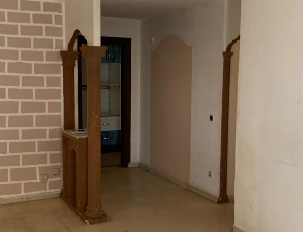 Piso en venta en Miralbaida - Parque Azahara