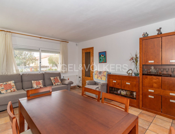 Casa o chalet independiente en venta en Riells i Viabrea