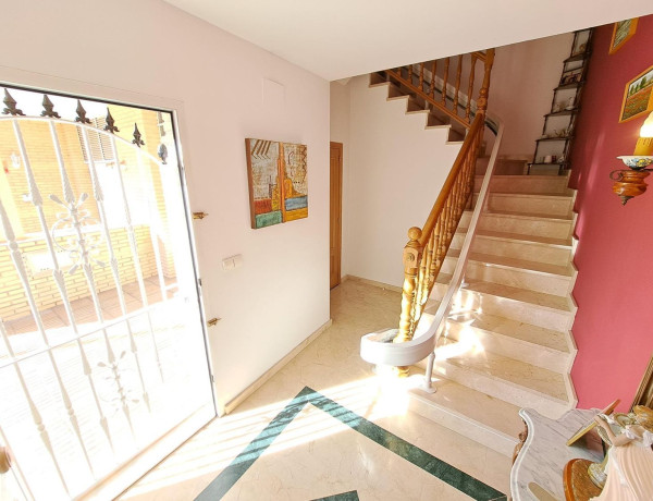 Chalet adosado en venta en calle del Mestre Villar