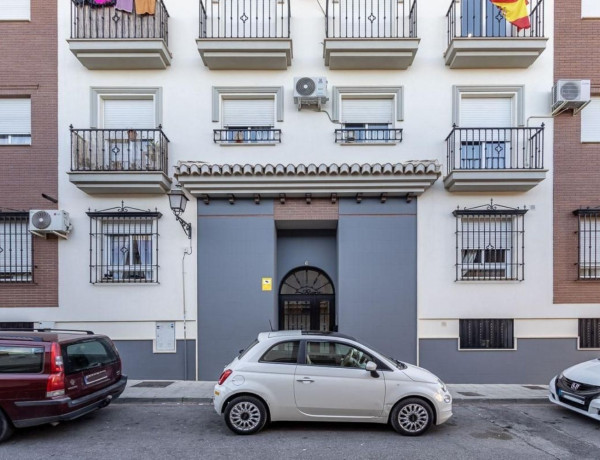 Piso en venta en La Zubia