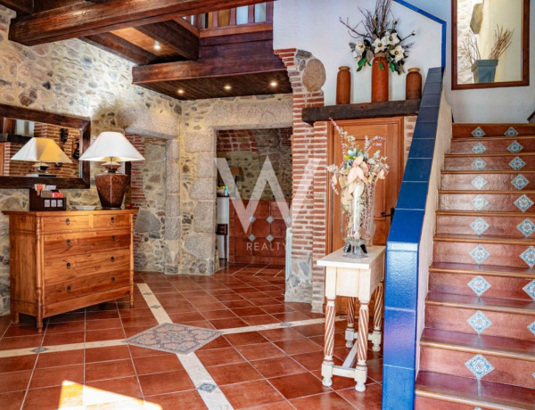 Casa de pueblo en venta en calle de Sant Joan o de l'Educació, 13