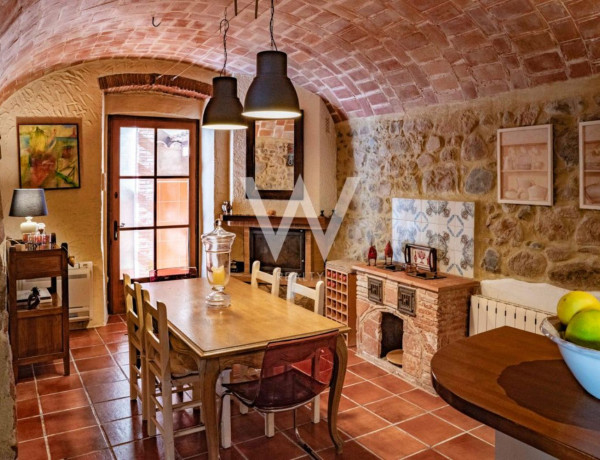 Casa de pueblo en venta en calle de Sant Joan o de l'Educació, 13