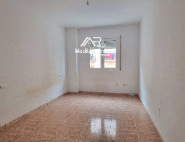 Piso en venta en calle Celia Viñas