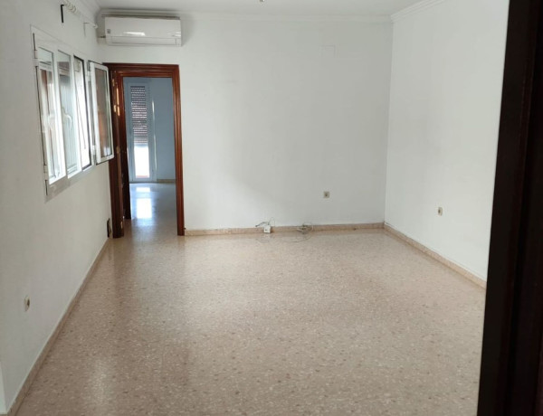 Piso en venta en avenida María Auxiliadora, 92