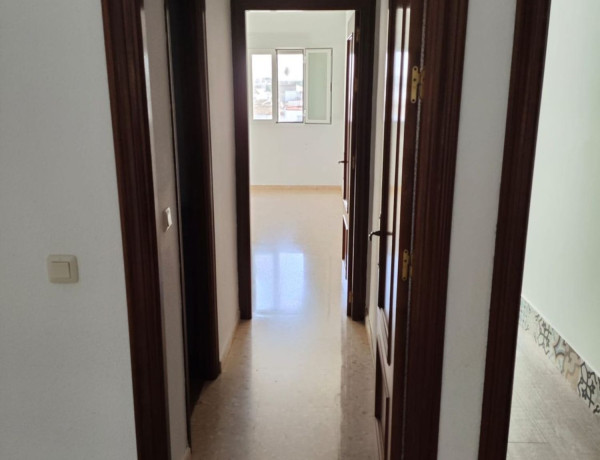 Piso en venta en avenida María Auxiliadora, 92