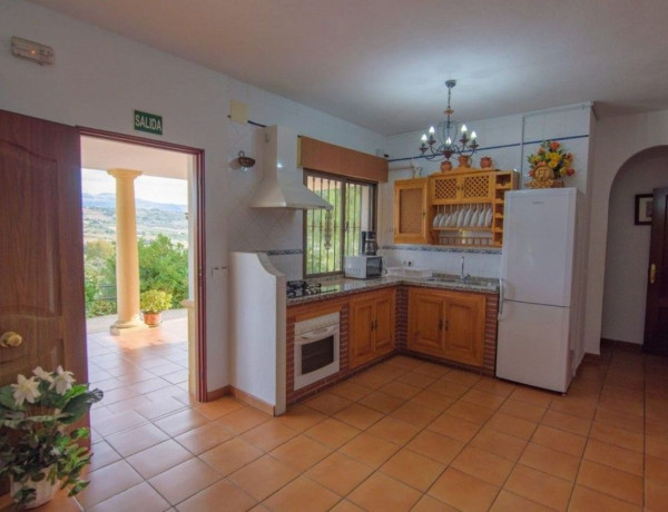 Casa o chalet independiente en venta en Yunquera