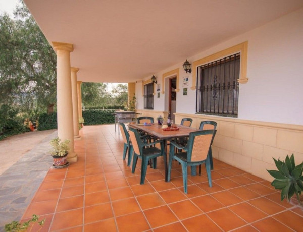 Casa o chalet independiente en venta en Yunquera