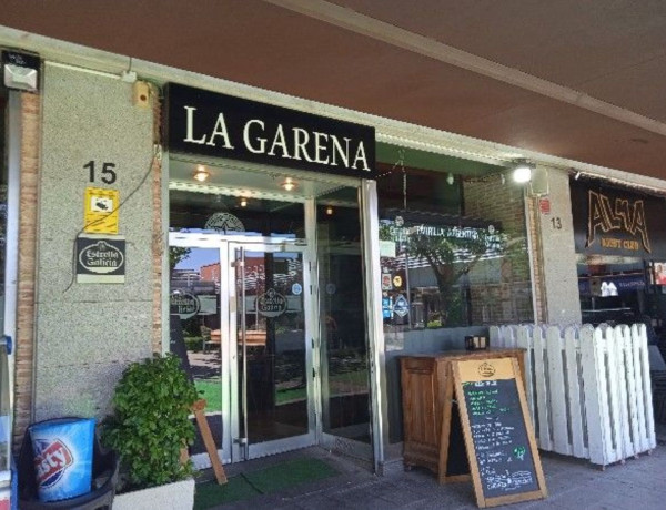 Local en venta en avenida Juan Carlos I