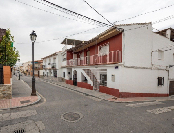 Chalet adosado en venta en calle Cuenca, 2424