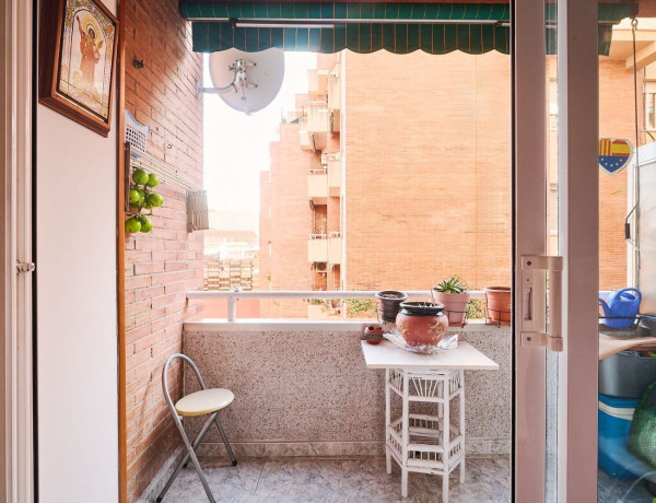 Piso en venta en calle de Llefià