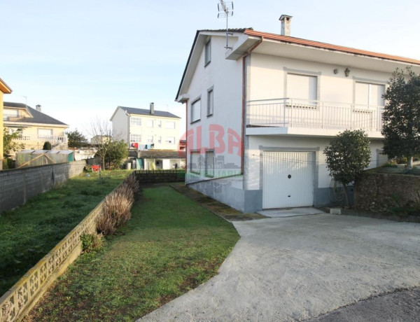 Chalet pareado en venta en Ribadeo