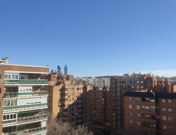 Alquiler de Piso en calle de las Islas Cíes, 57