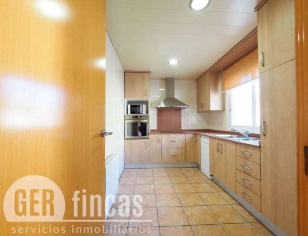 Casa o chalet en venta en calle Jacinto Benavente