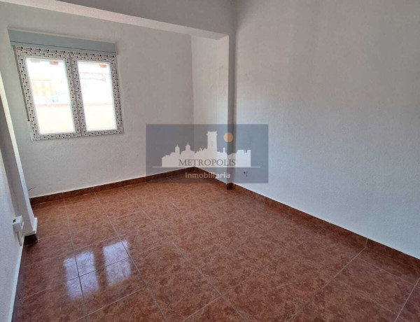 Piso en venta en calle Capitán Cortés