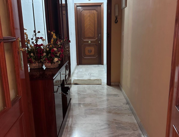 Piso en venta en calle Cristóbal Castillo, 18 -20