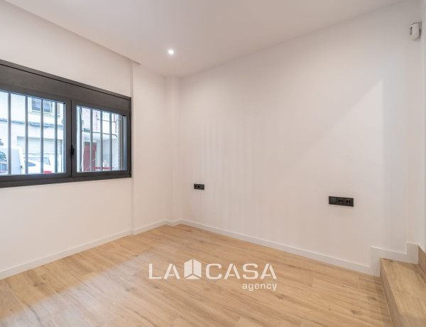 Piso en venta en El Castell-Poble Vell