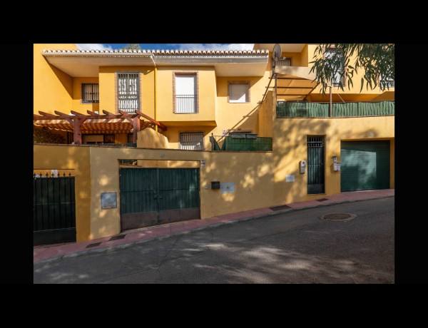 Chalet adosado en venta en la paz, 74