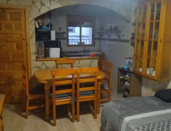 Chalet adosado en venta en San Sebastian