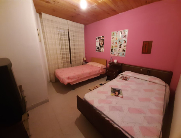 Casa de pueblo en venta en calle fuente arriba, 4