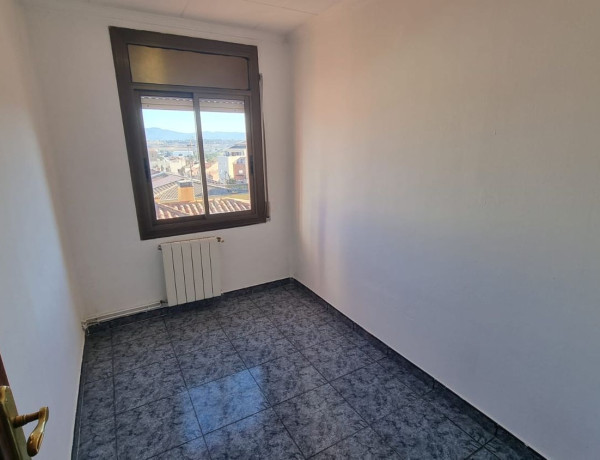 Piso en venta en Urb. Pueblo, Parets del Vallès