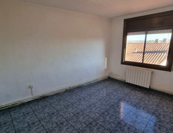 Piso en venta en Urb. Pueblo, Parets del Vallès