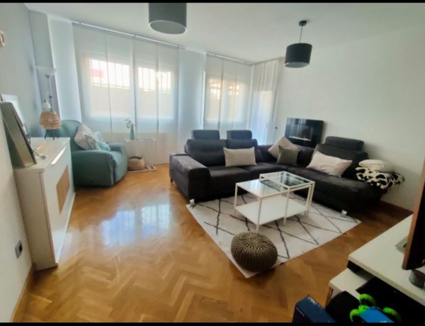 Piso en venta en calle Islas Medas, 11