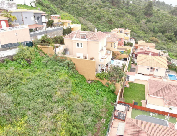 Terreno en venta en calle Sauco, 6