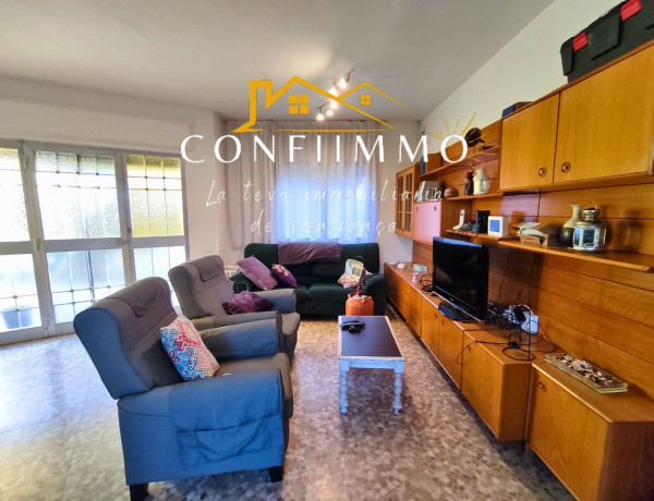 Casa o chalet independiente en venta en calle Pallars