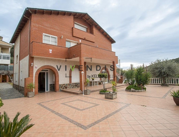 Casa o chalet independiente en venta en calle Tibidabo