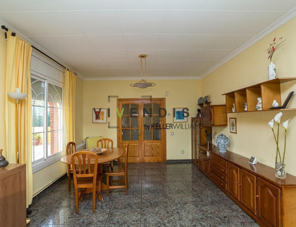 Casa o chalet independiente en venta en calle Tibidabo