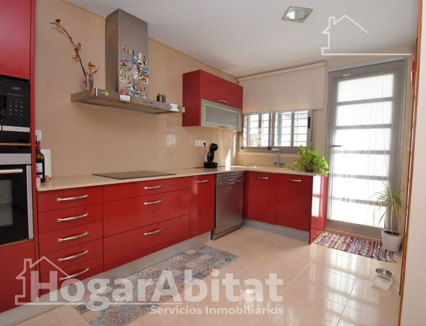 Chalet adosado en venta en Centro