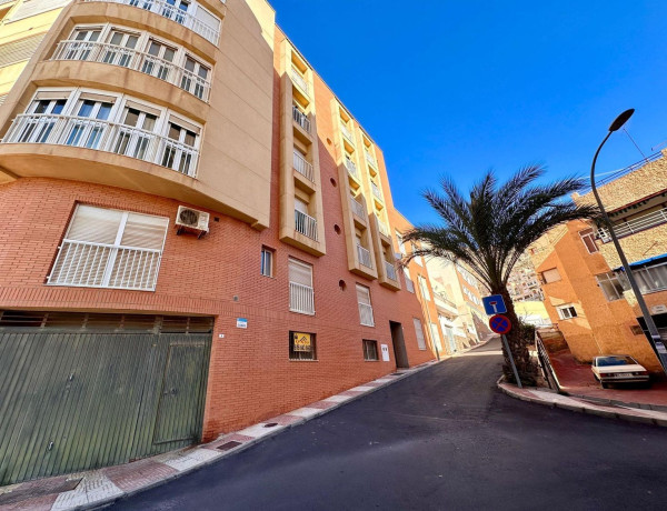 Piso en venta en Puerto de Aguadulce