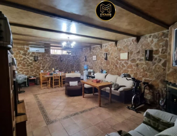 Casa o chalet independiente en venta en La Guardia de Jaén