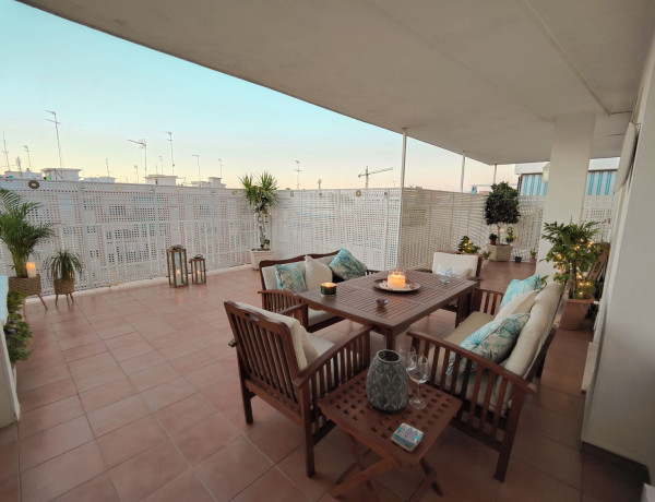 Dúplex en venta en calle Pilar Martí