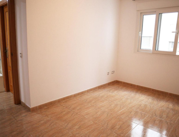 Piso en venta en calle Vicent Aubà, 1